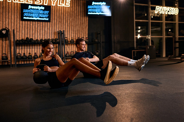 Fitness First Training auf der Freestyle Fläche