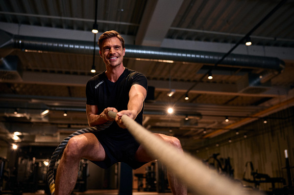 HYROX bei Fitness First
