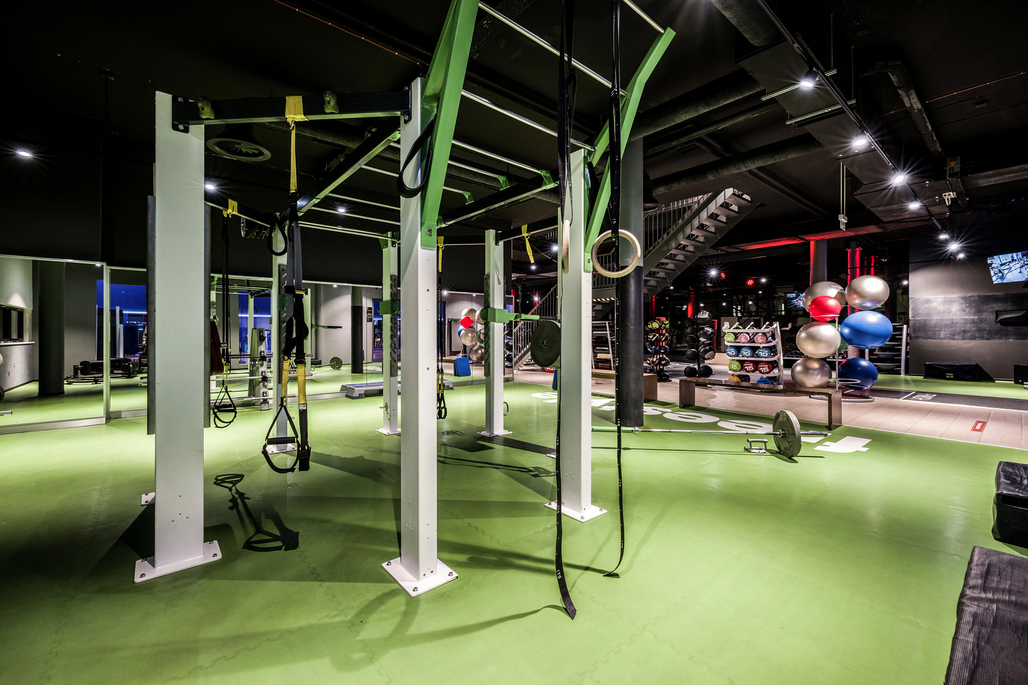 Fitnessstudio mit Calisthenics Frankfurt Ostend