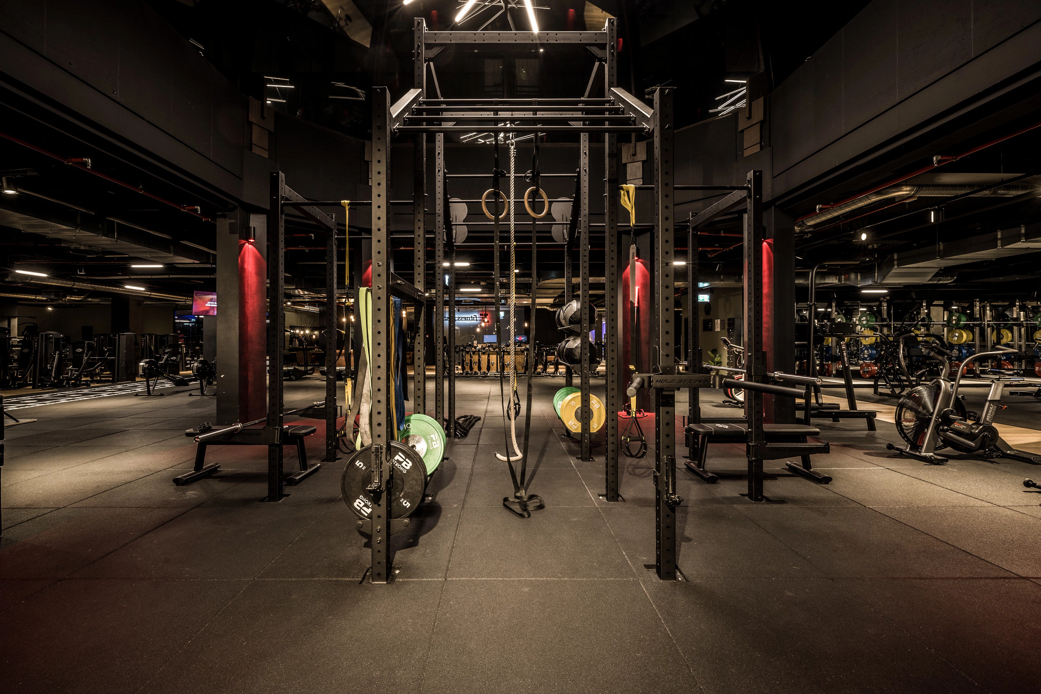 Fitnessstudio mit Calisthenics in Düsseldorf In der KÖ - Galerie