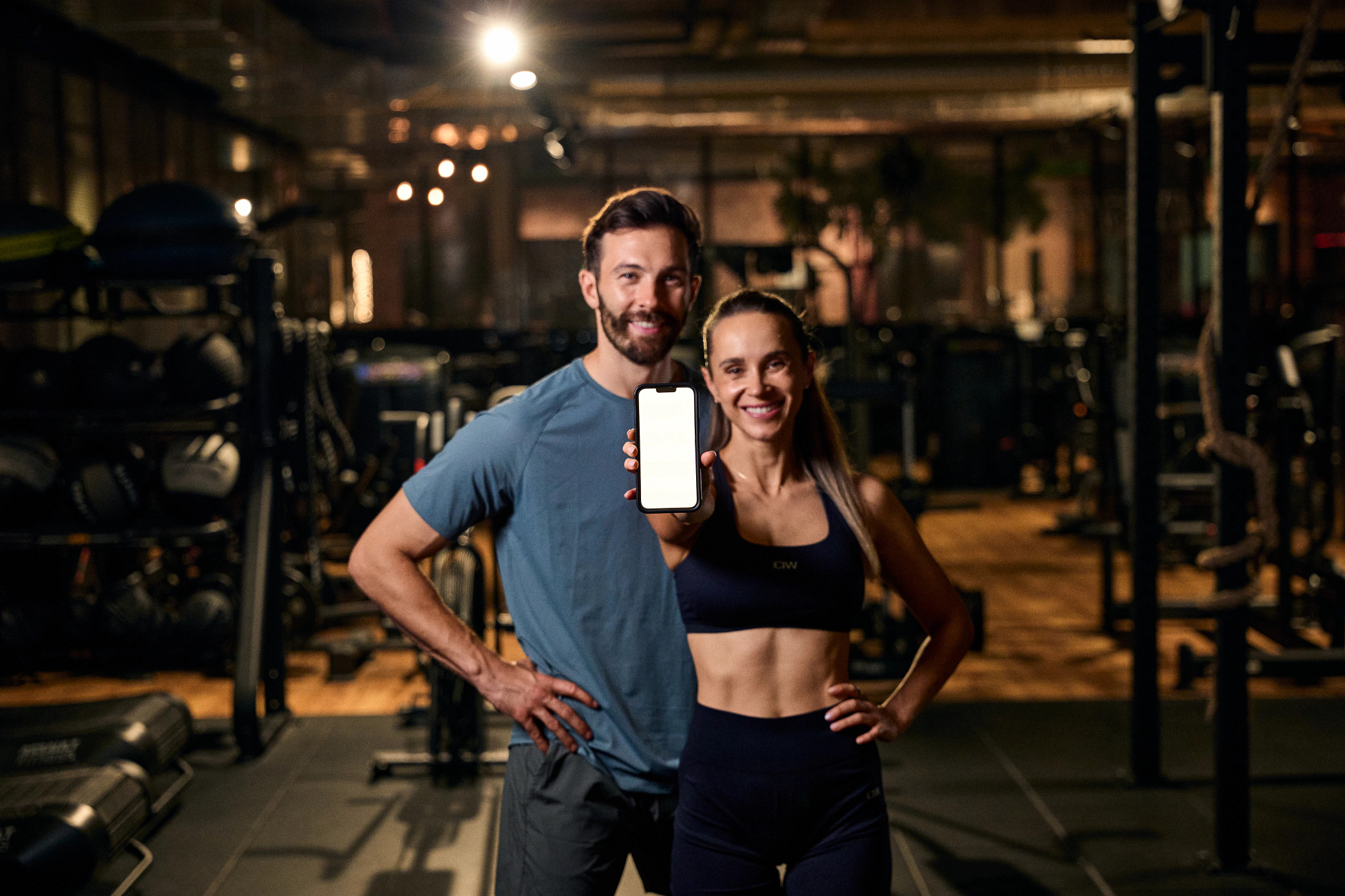 Smartphone mit Fitness First APP