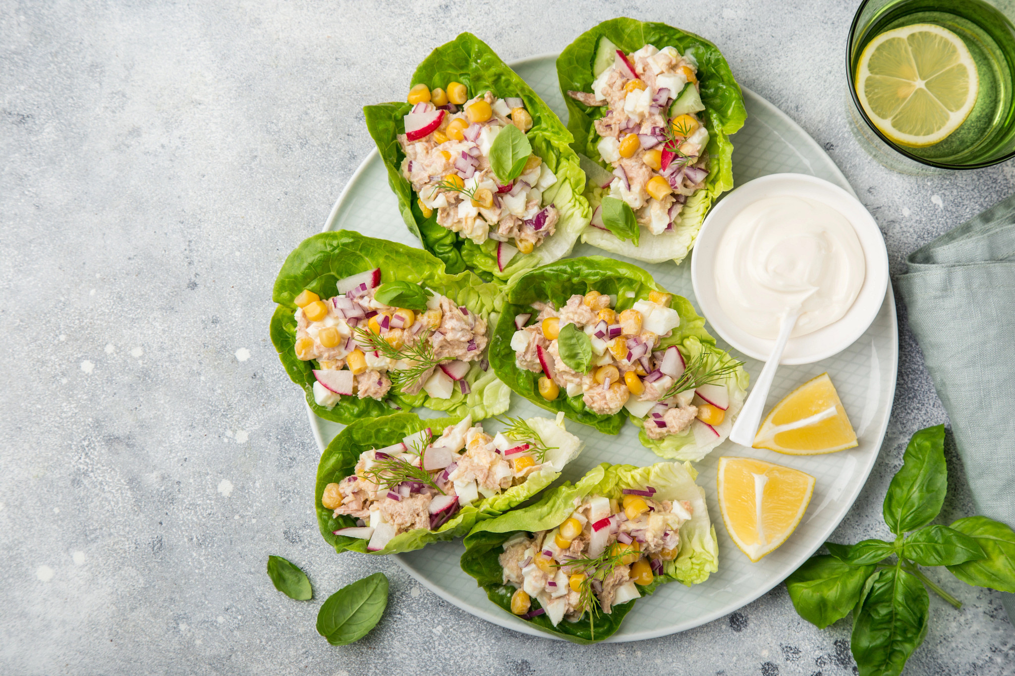 Thunfisch-Quark im Salat-Wrap