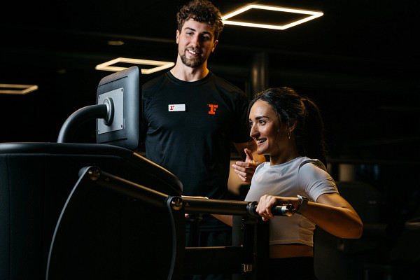 Dualer Student bei Fitness First